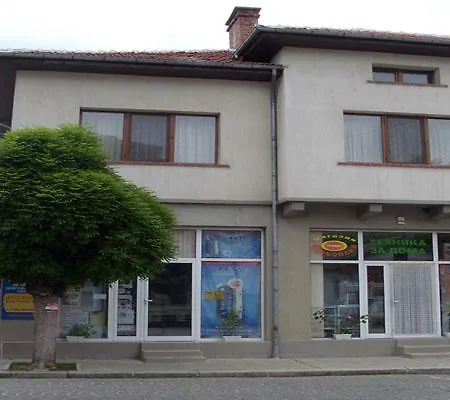 Konukevi Proboyski Tryavna